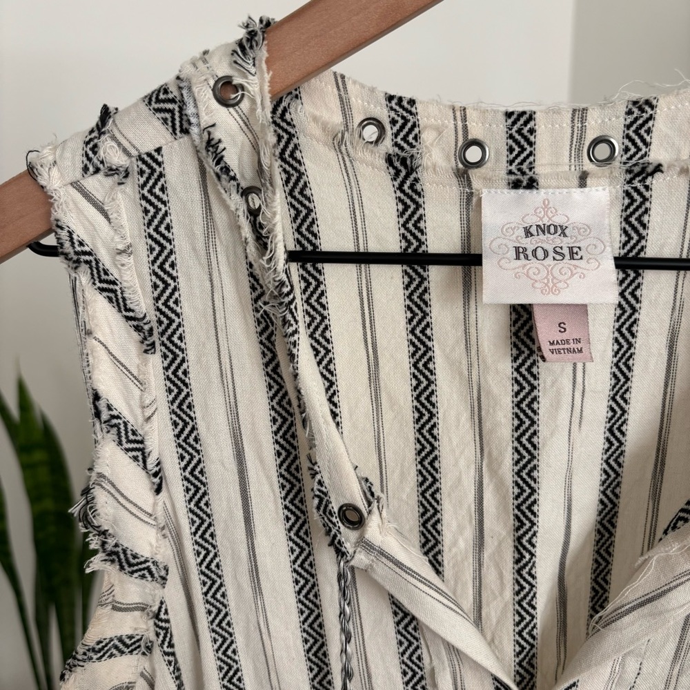 Knox Rose Cream Black Boho Striped Raw Hem Sleeveless Blouse Tank Top Small - Picture 5 of 9